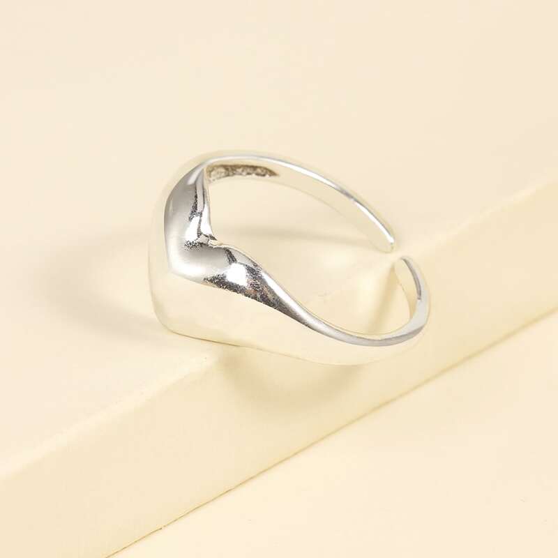 

Heart Design Ring, Silver