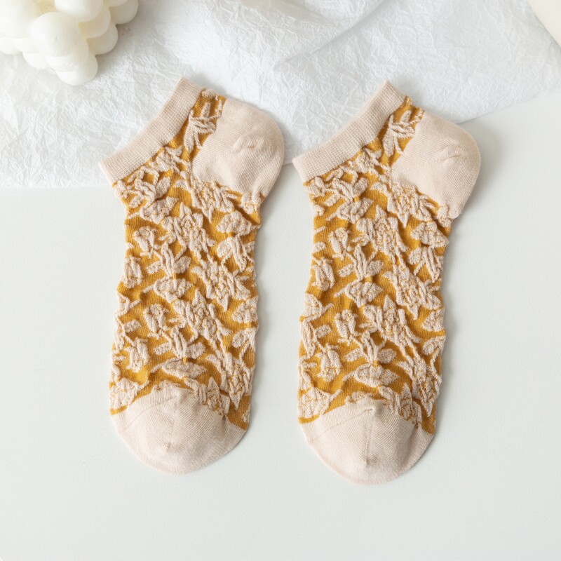 

Rose Embossed Ankle Socks, Beige