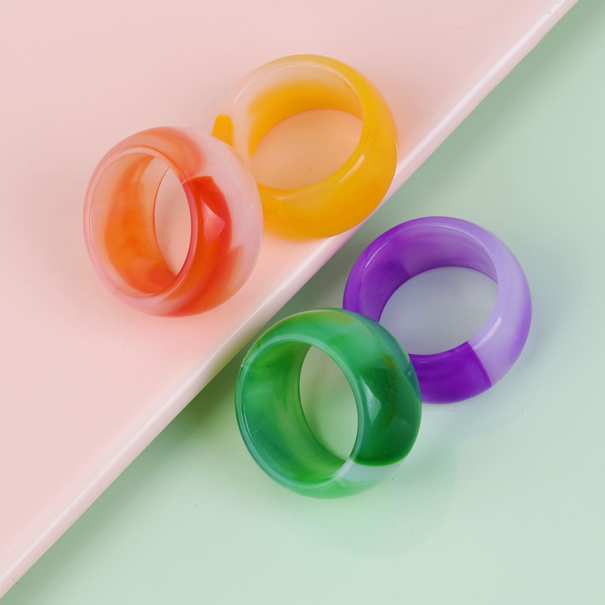 

4pcs Simple Resin Ring, Multicolor