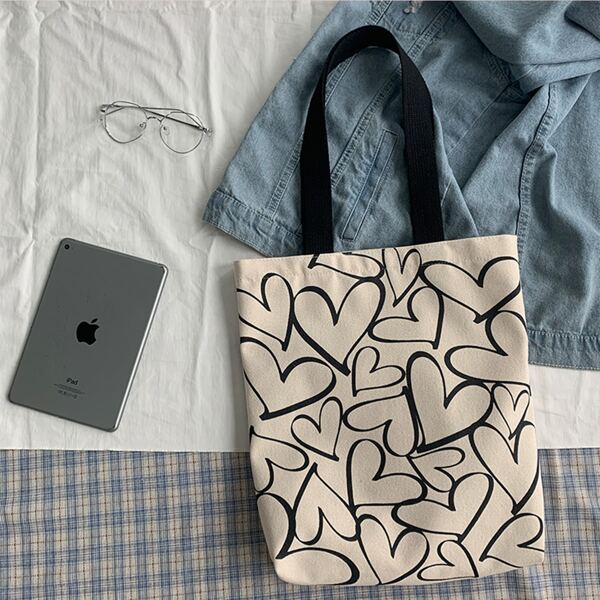 

Heart Pattern Tote Bag, Beige