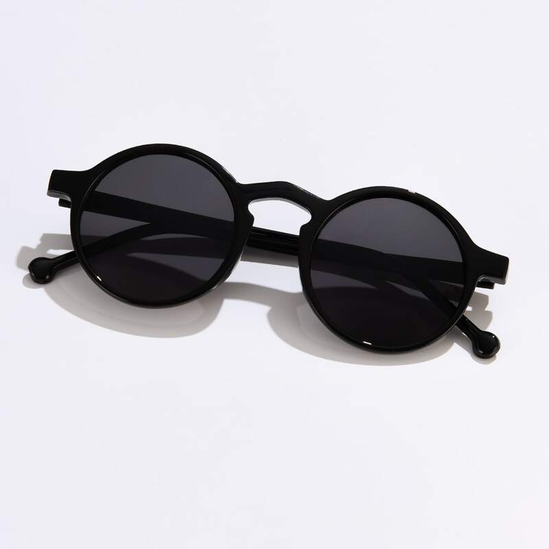 

Round Frame Sunglasses