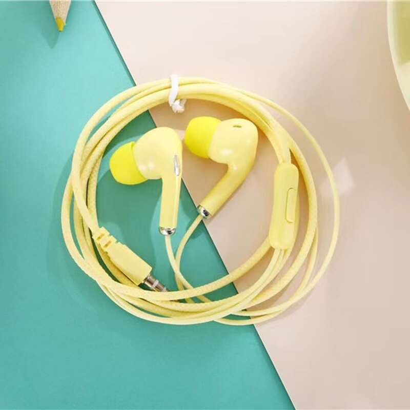 

1pc Solid In-ear Headphone, Yellow