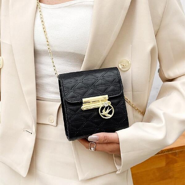 

Metal Decor Quilted Chain Crossbody Bag, Black