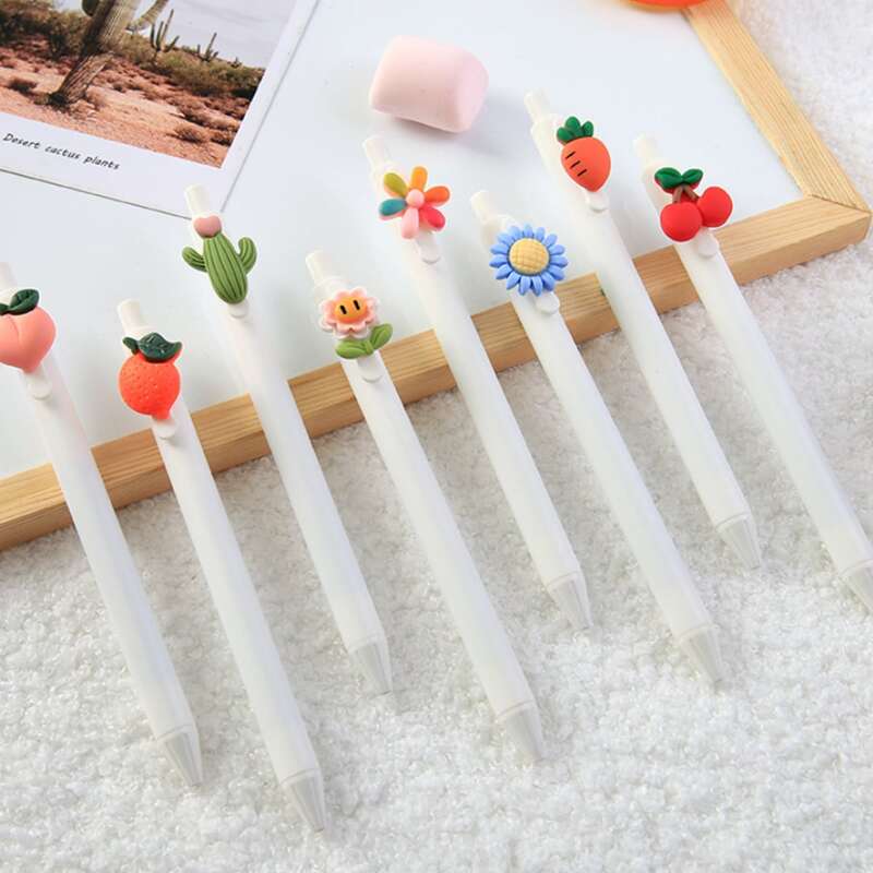 

2pcs Random Cartoon Gel Pen, White
