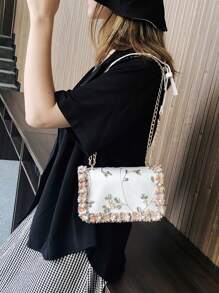 Mini Floral Embroidery Chain Shoulder Bag - White - View 2