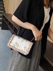 Mini Floral Embroidery Chain Shoulder Bag - White - View 4