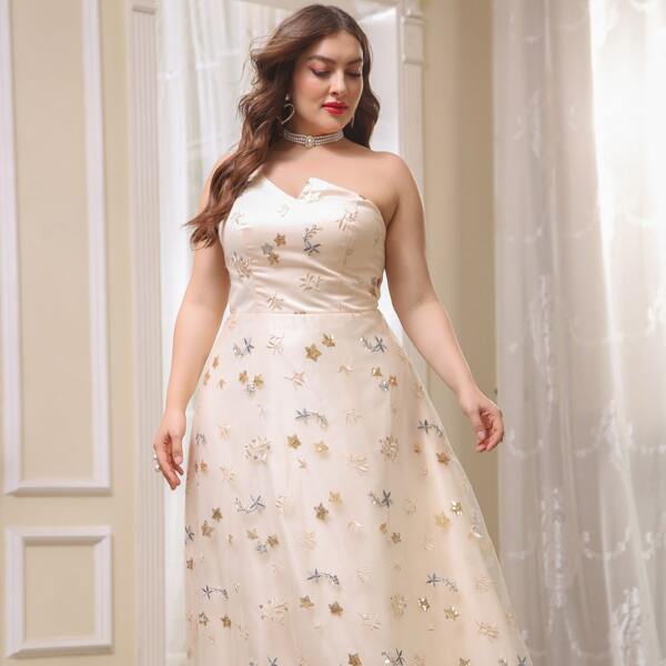 

Plus Contrast Sequin Floral Embroidered Dress, Beige