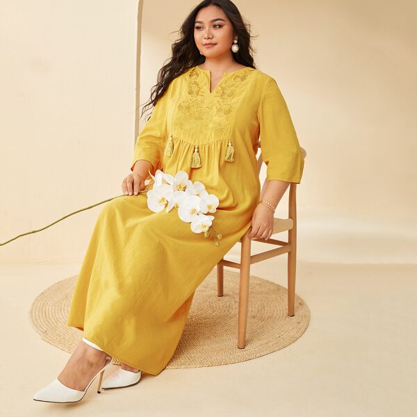 

Plus Notch Neck Embroidery Floral Tassel Detail Dress, Yellow