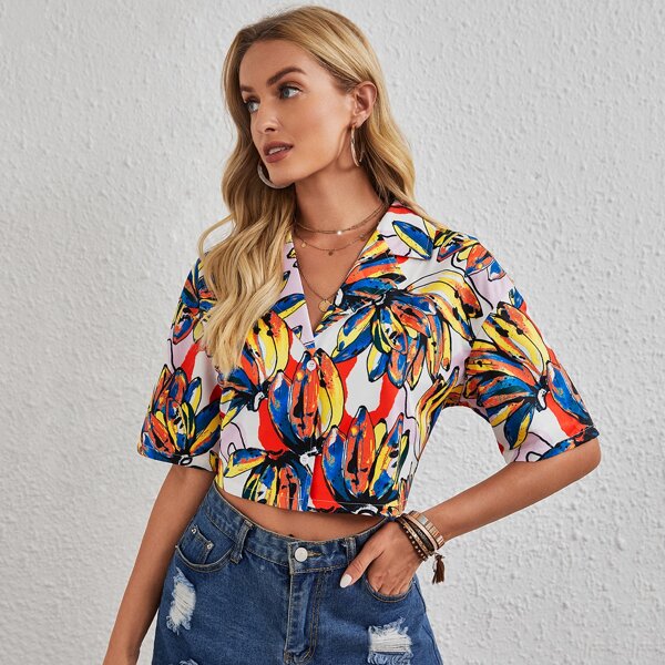 

Allover Banana Print Crop Blouse, Multicolor