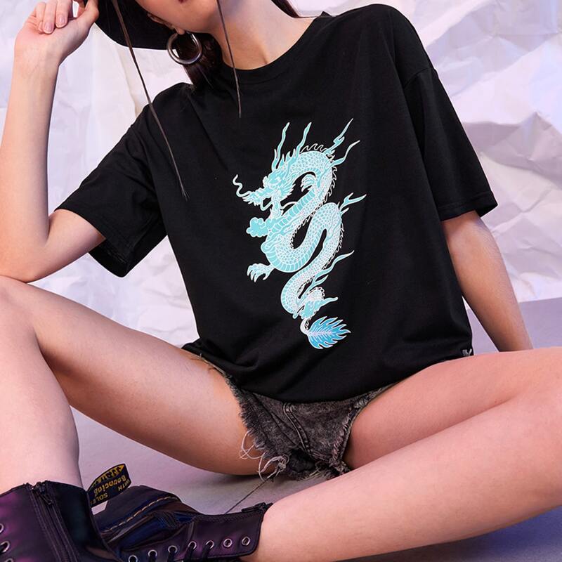 

Chinese Dragon Graphic Oversized Tee, Black