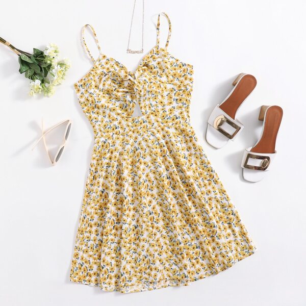 

Ditsy Floral Twist Front Cami Dress, Multicolor