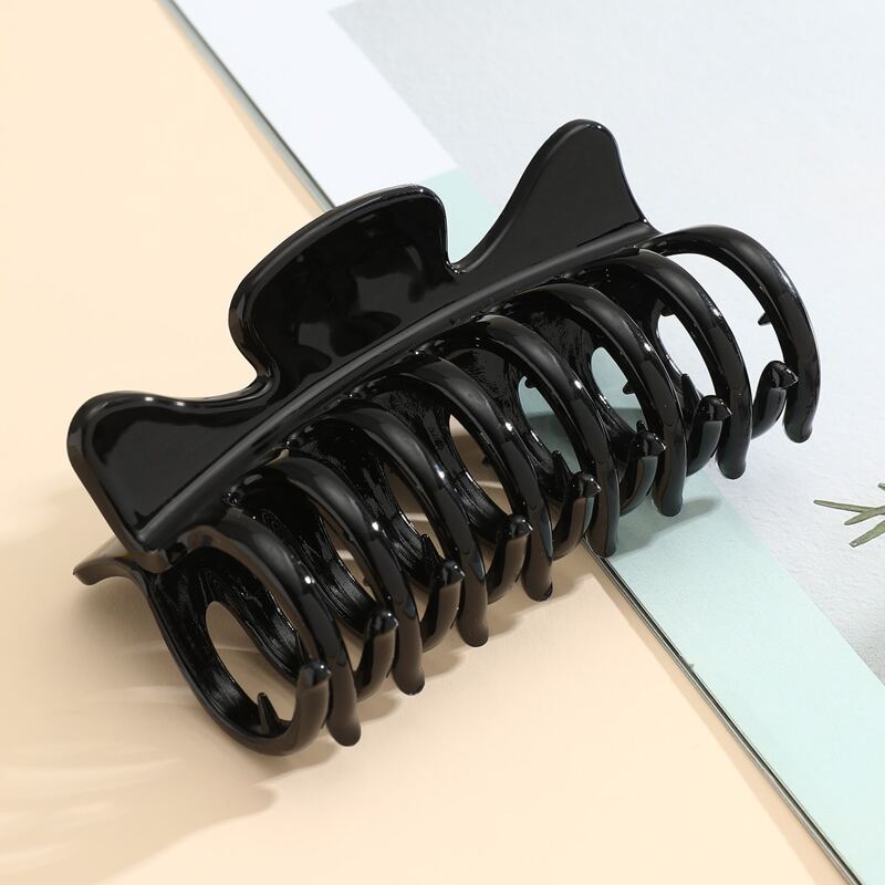 

Solid Hair Claw, Black