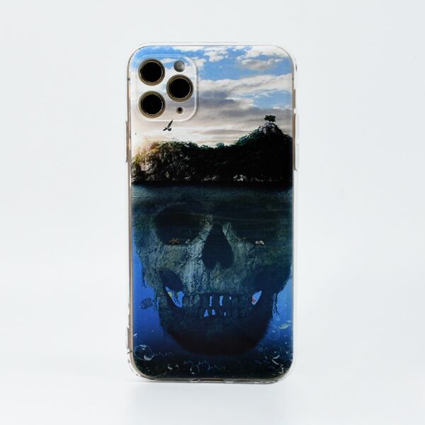 

Skull Island Phone Case, Multicolor
