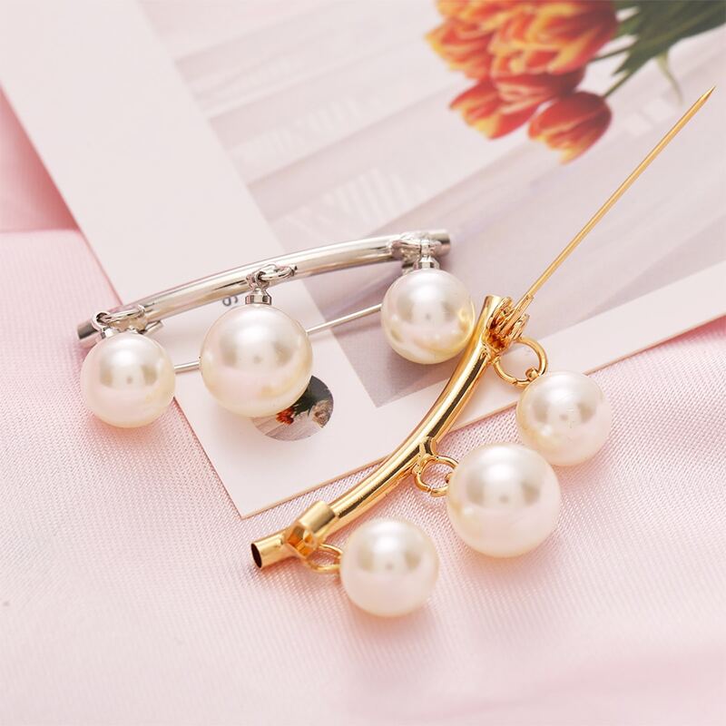 

2pcs Faux Pearl Brooch, White