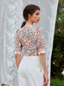 Mulvari Floral Lace Insert Crop Blouse - Multicolor - View 2