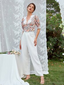 Mulvari Floral Lace Insert Crop Blouse - Multicolor - View 5