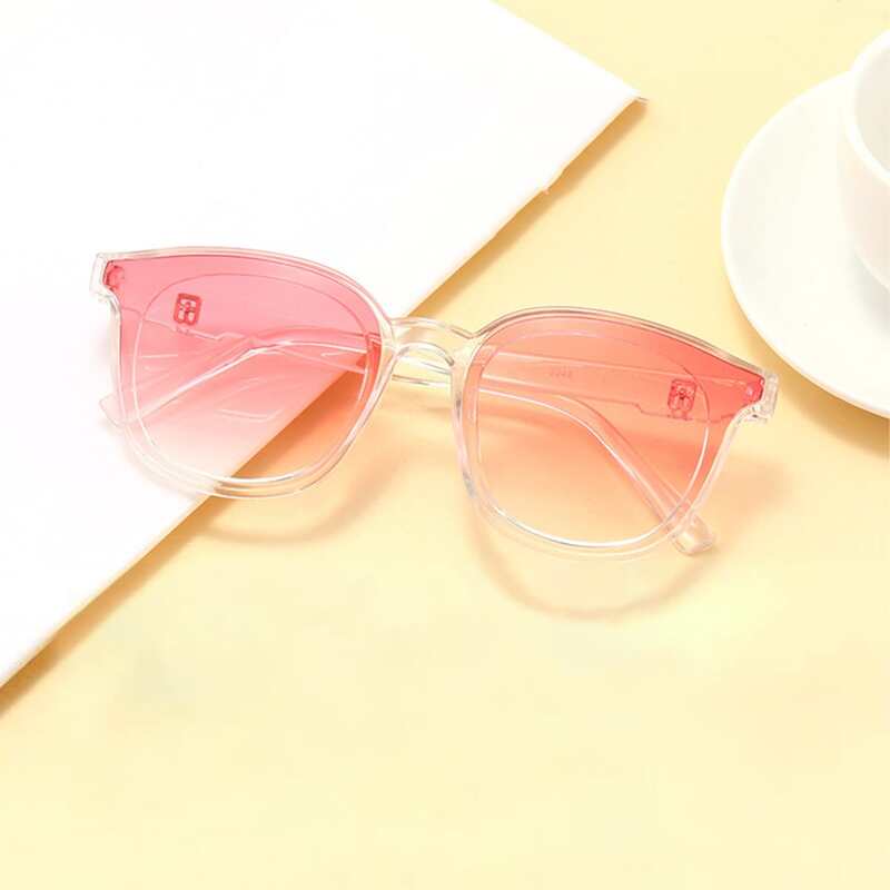 

Square Frame Sunglasses