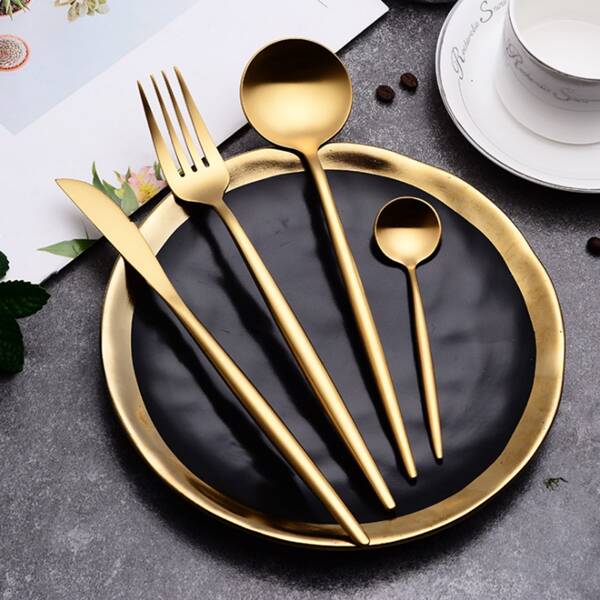 

4pcs Stainless Steel Cutlery Set, Gold