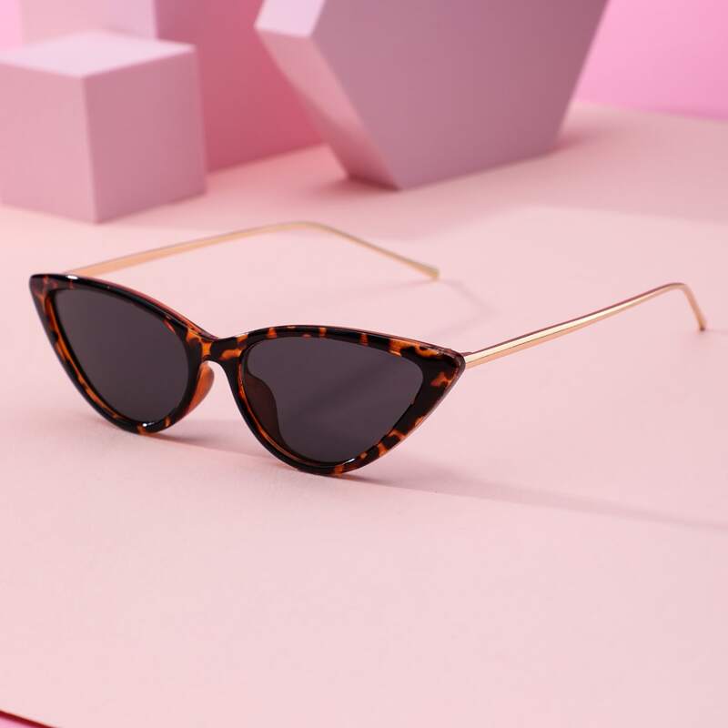 

Cat Eye Sunglasses