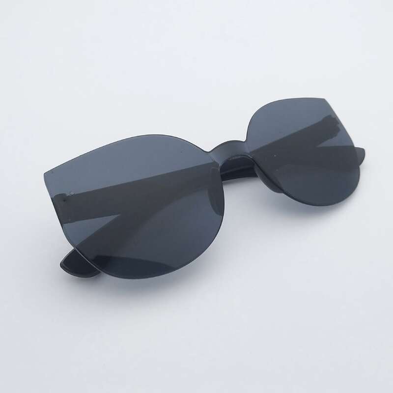 

Cat Eye Sunglasses