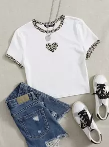 SHEIN Qutie تي شيرتات التطريز تصميم الفهد كاجوال - أبيض - مشاهدة 1