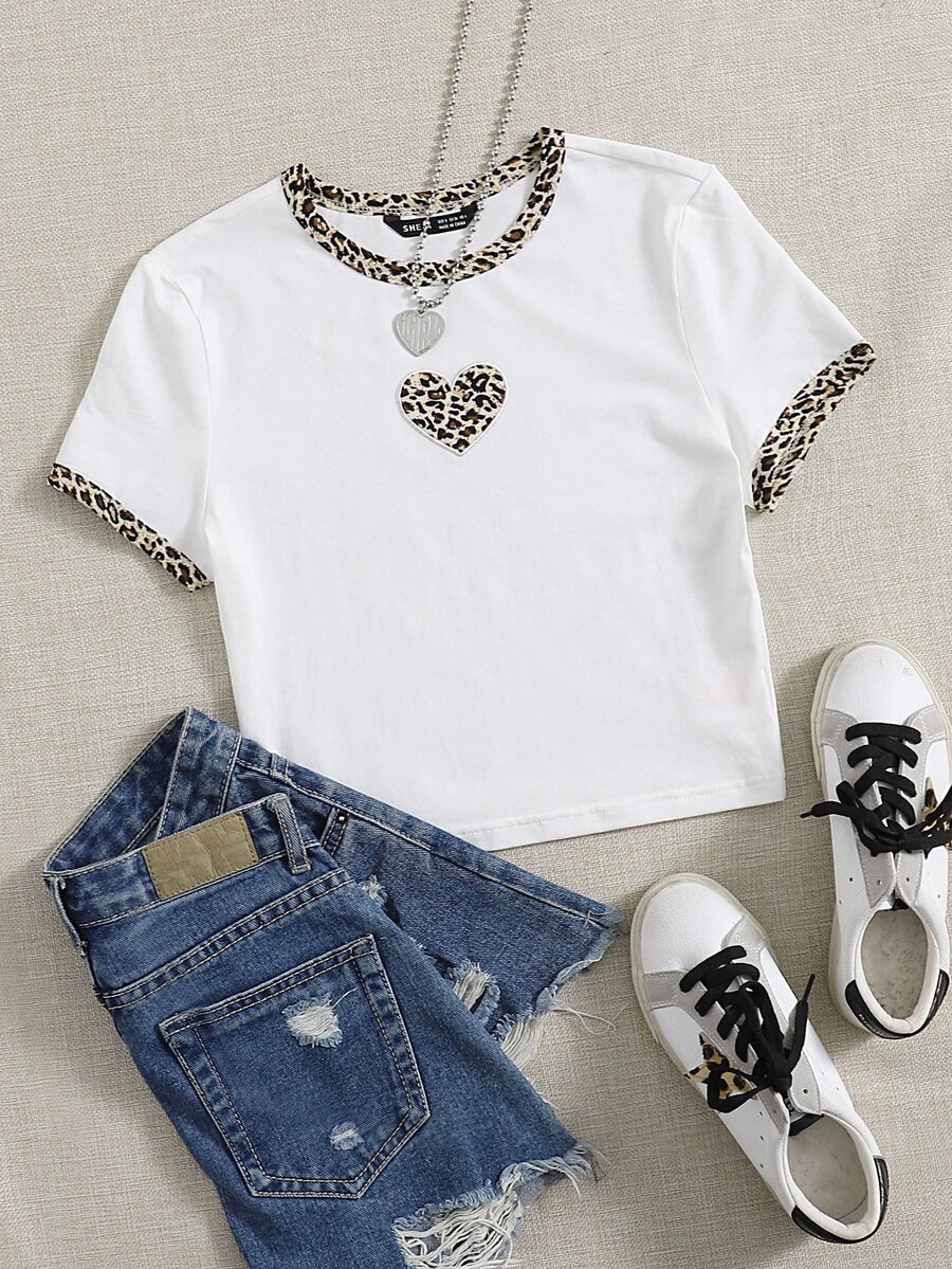 SHEIN Qutie تي شيرتات التطريز تصميم الفهد كاجوال - أبيض - مشاهدة 1