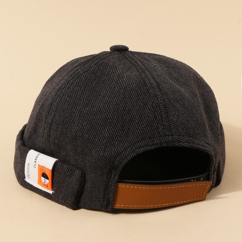 

Label Detail Docker Hat, Black