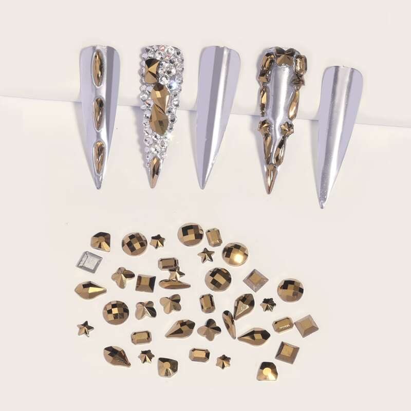 

100pcs Geometric Pattern Nail Art Decoration, Bronze