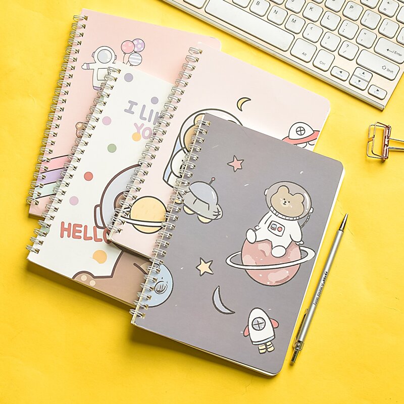

1pc Cartoon Graphic Random Notebook, Multicolor