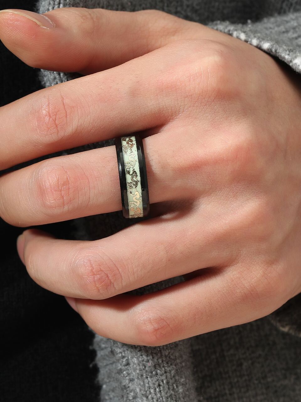 Fashionable and Popular Men Animal Design Luminous Ring Stainless Steel for Jewelry Gift and for a Stylish Look
