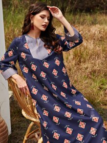 Al Najma Geo Print Notch Neck Tunic Dress - Navy Blue - View 5