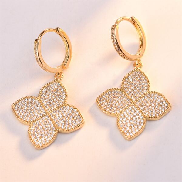 

Zircon Decor Drop Earrings, Gold