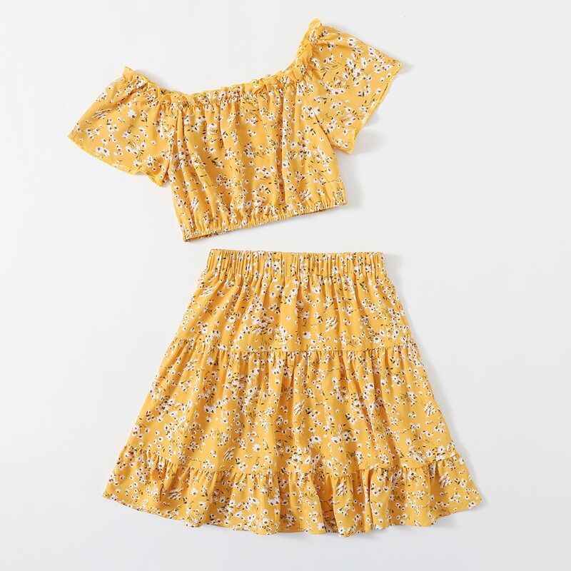 

Ditsy Floral Crop Top & Skirt, Mustard yellow