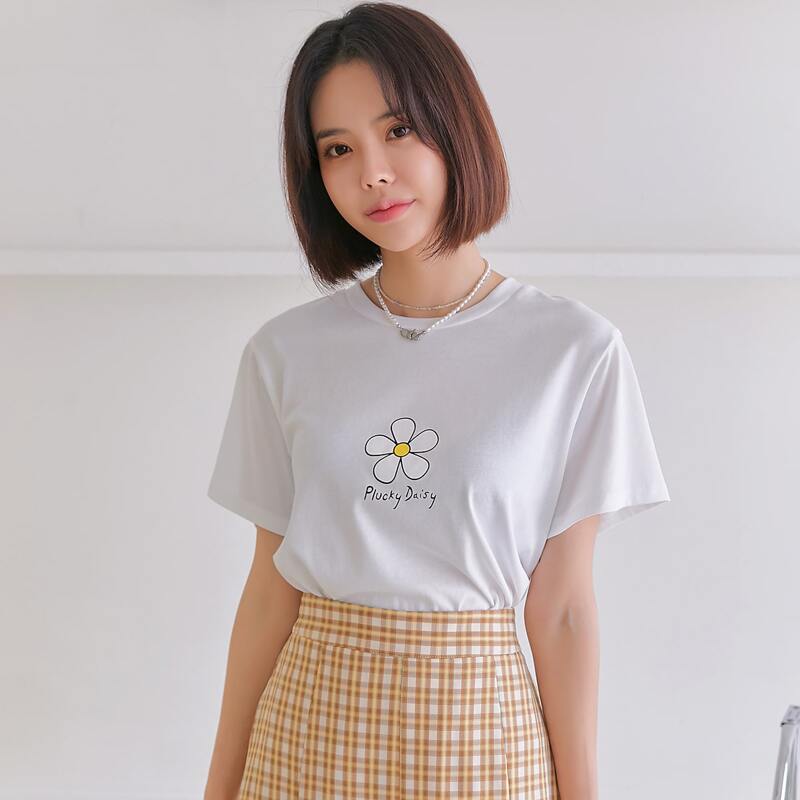 

Floral And Letter Graphic Tee, White