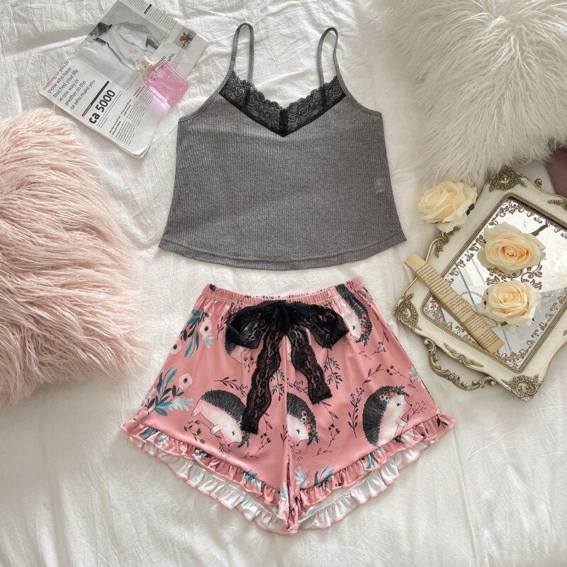 

Hedgehog Print Contrast Lace Cami Pajama Set, Multicolor