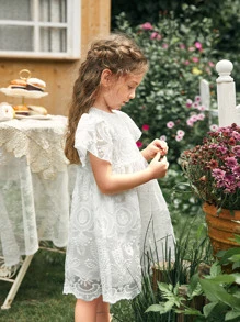 小女童1入組荷葉邊袖刺繡網紗覆蓋連衣裙