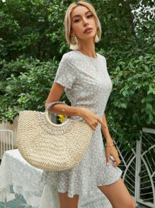 SHEIN Unity 小碎花荷葉邊下擺連衣裙