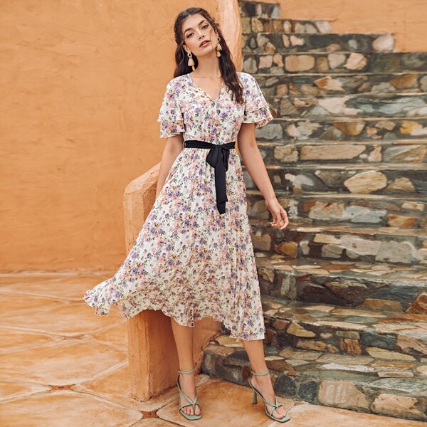 

Floral Print V-neck Pleated Hem Belted Dress, Multicolor