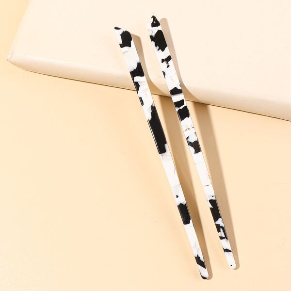 

2pcs Acetic Acid Hair Pin, Black and white