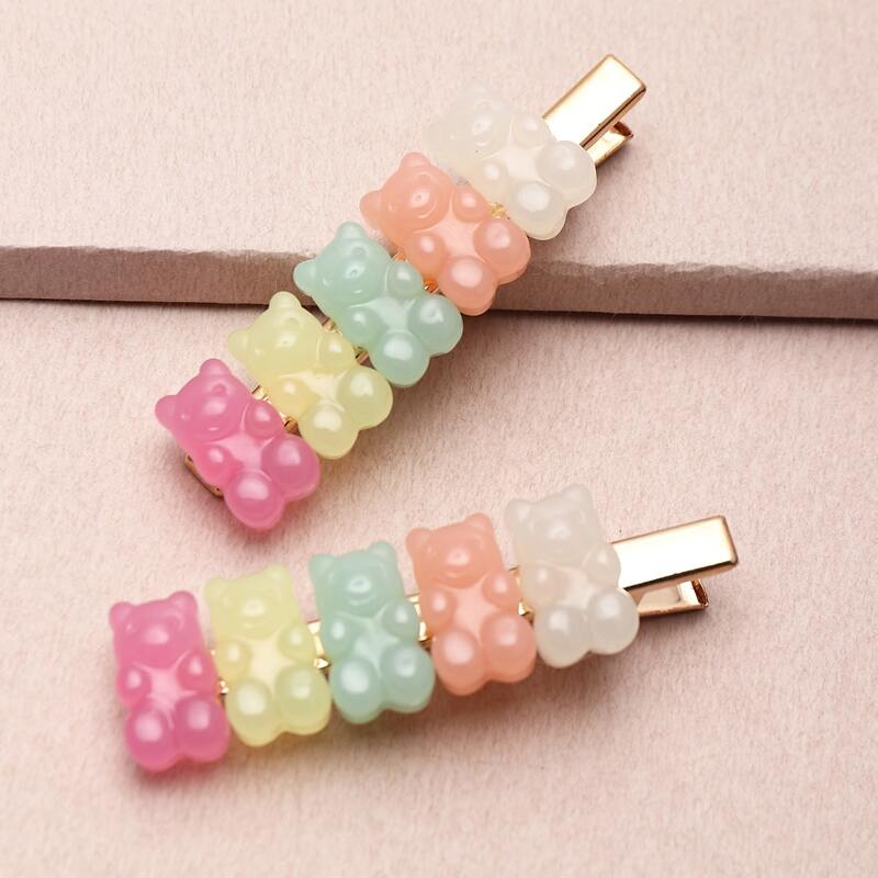 

2pcs Bear Decor Hair Claw, Multicolor