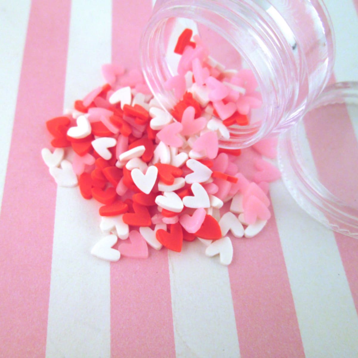 

800pcs DIY Heart Decoration, Multicolor
