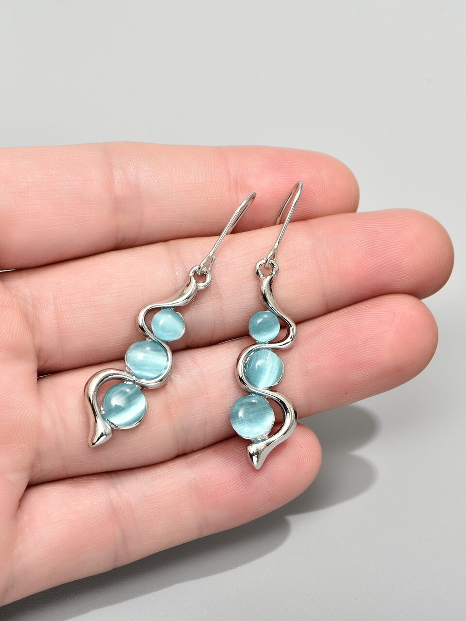 Cat Eye Stone Decor Drop Earrings