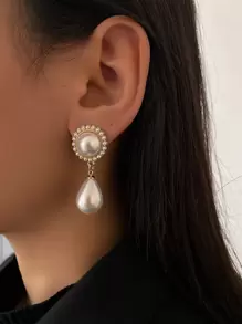 Andkiss 1對假珍珠裝飾垂墜耳環 - 白色 - 查看 1