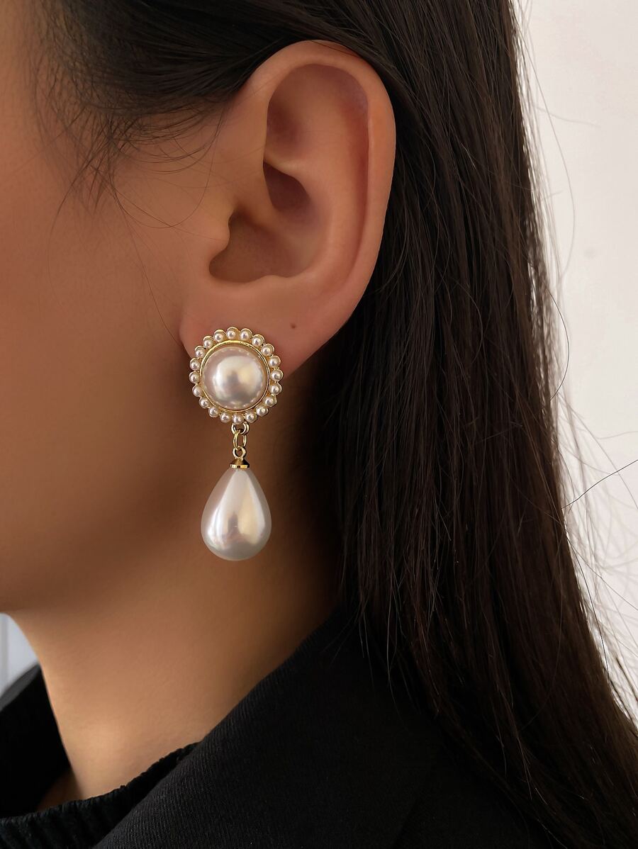 Andkiss 1對假珍珠裝飾垂墜耳環 - 白色 - 查看 1