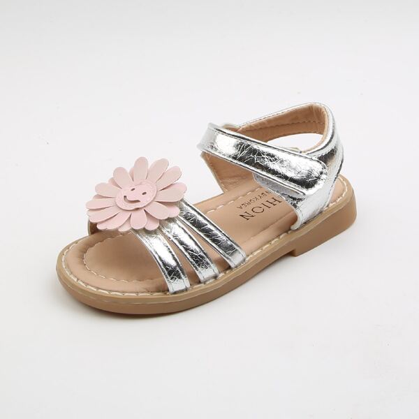 

Toddler Girls Floral Decor Sandals, Silver