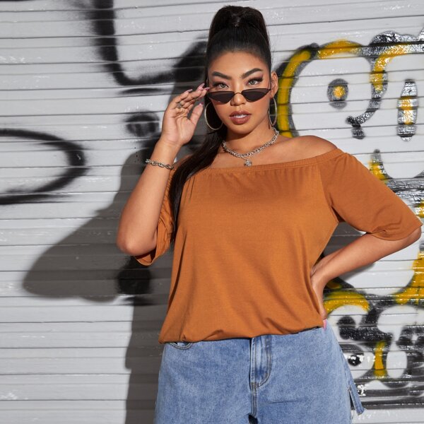 

Plus Off Shoulder Solid Tee, Brown
