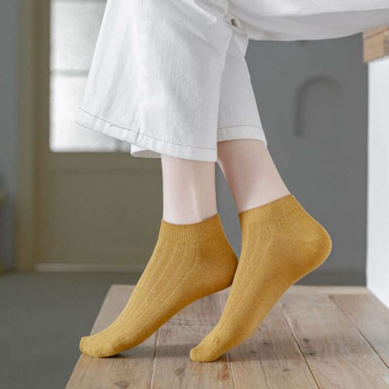 

1pair Plain Ankle Socks, Yellow