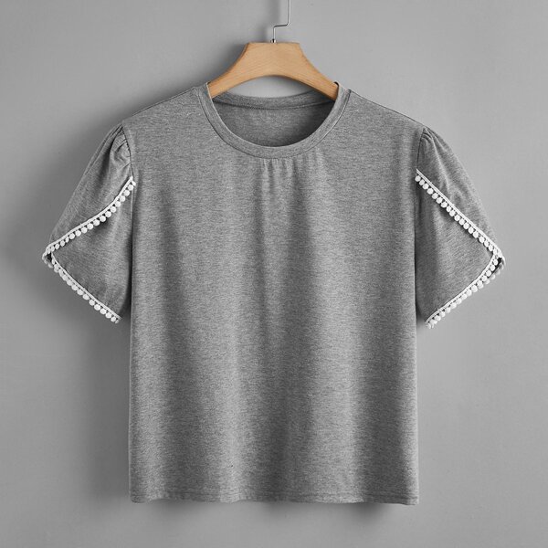 

Plus Lace Trimed Petal Sleeve Tee, Grey