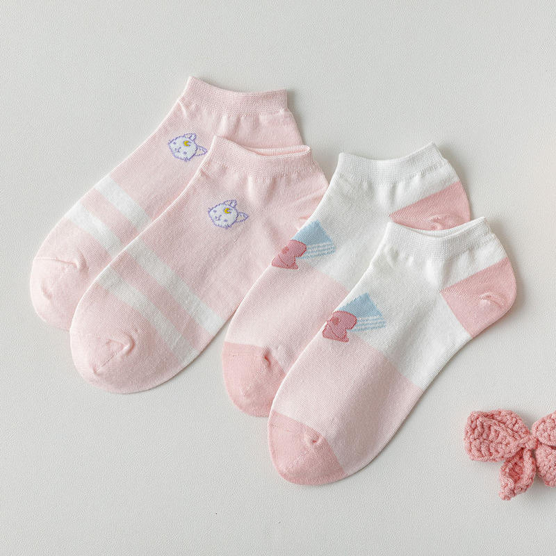 

2pairs Cartoon Print Ankle Socks, Pink