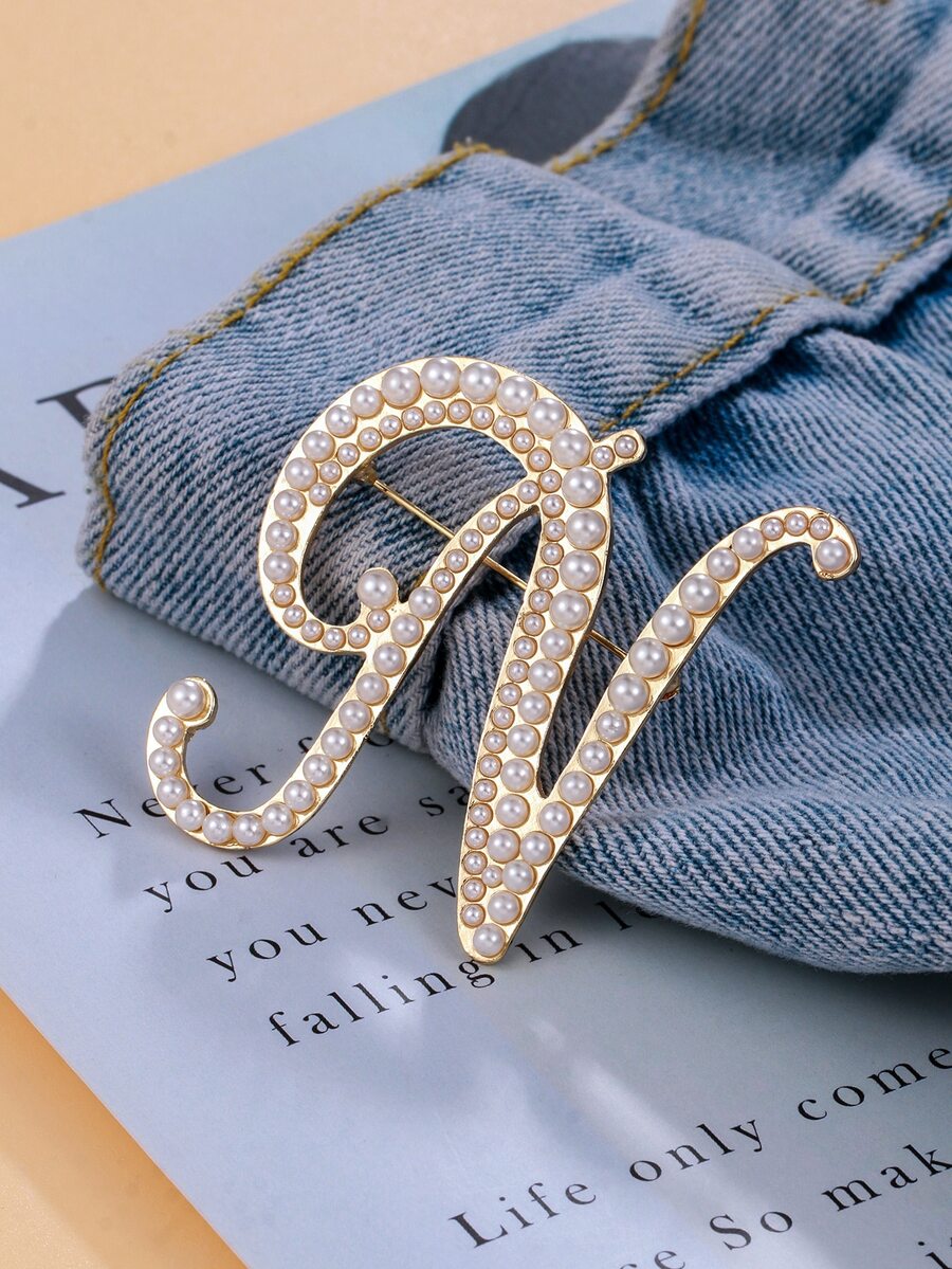 Faux Pearl Letter Design Brooch - Yellow Gold - View 1